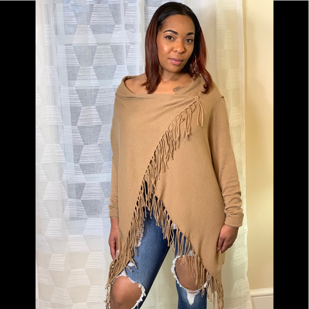 Poncho fringe sweater
